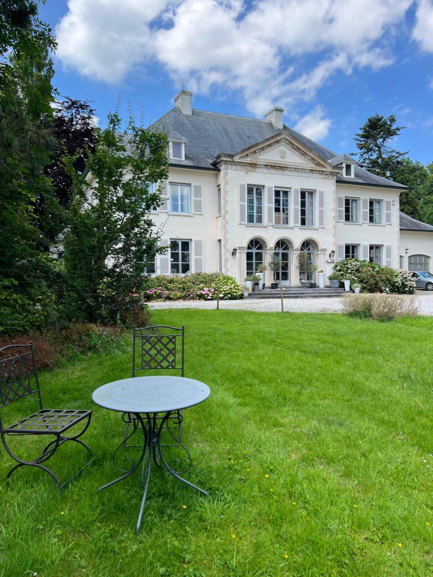 Hotel Fleur De Lys Zedelgem Esterno foto